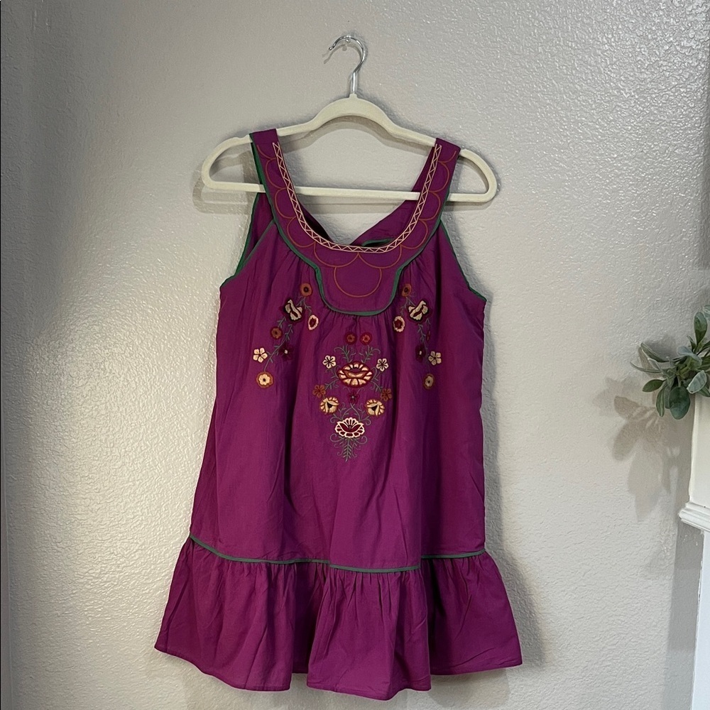 Twentyone Magenta Floral Embroidered Mini Dress Sz M Ruffle Sleeveless TC0342